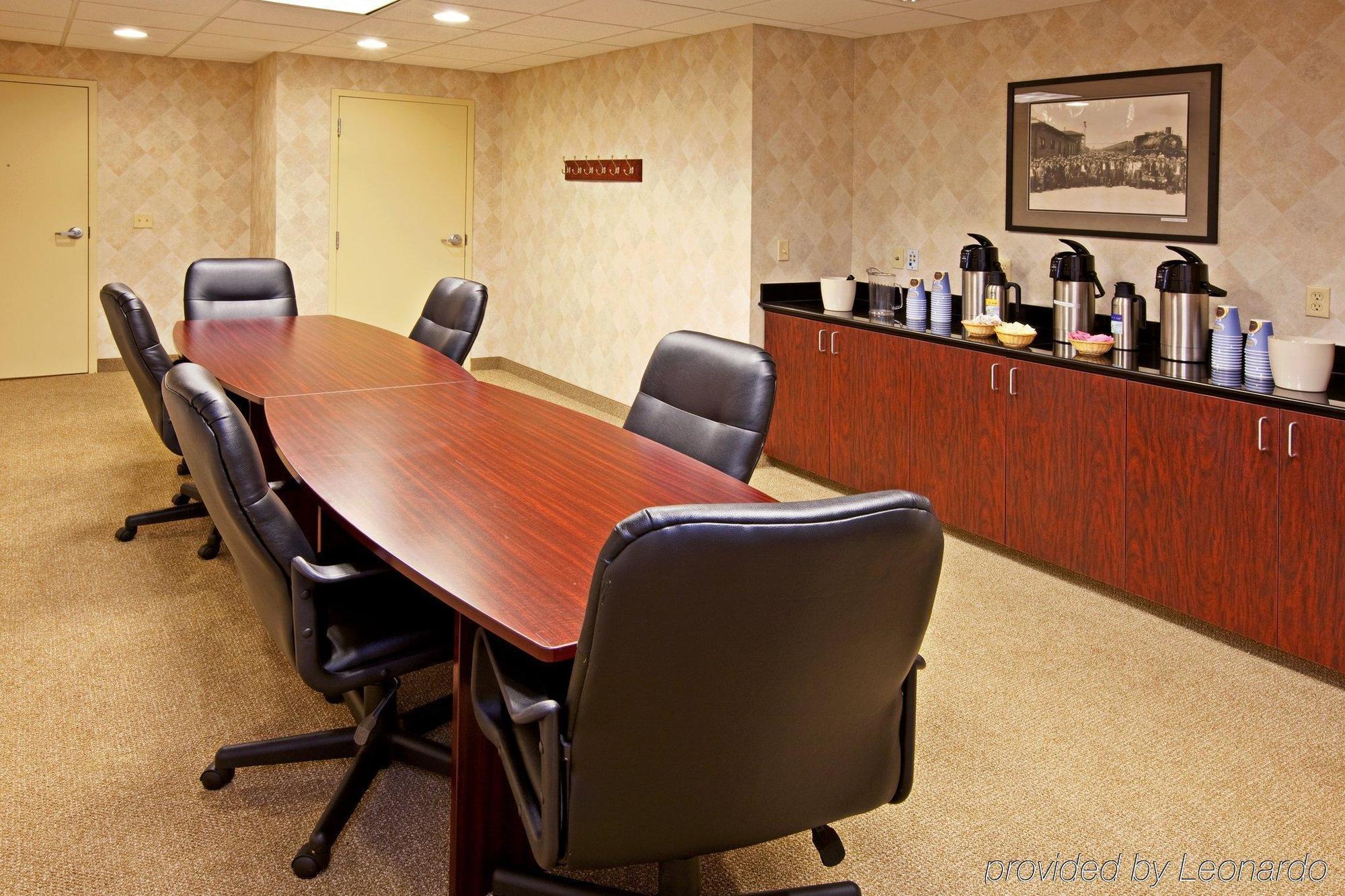 Holiday Inn Express Radcliff Fort Knox By Ihg Restaurace fotografie
