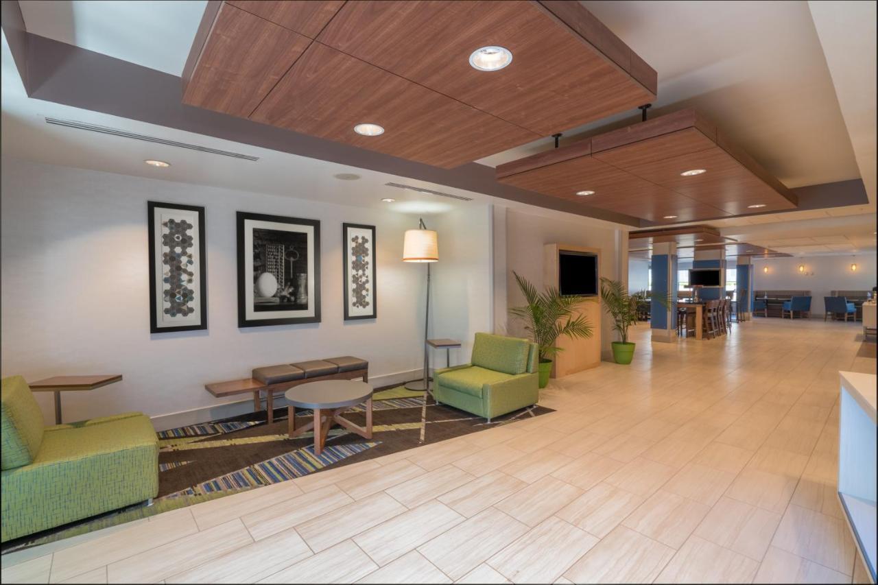 Holiday Inn Express Radcliff Fort Knox By Ihg Exteriér fotografie